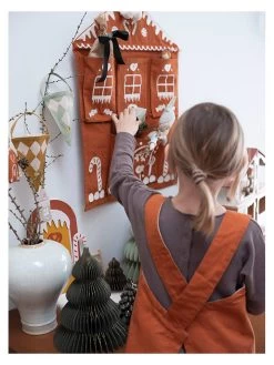 Adventskalender "Gingerbread House" In Hellbraun - (L)68 X (B)48 Cm 8 Adventskalender "Gingerbread House" In Hellbraun - (L)68 X (B)48 Cm -Schleich Store fabelab adventskalender gingerbread house in hellbraun l 68 x b 48 cm 3