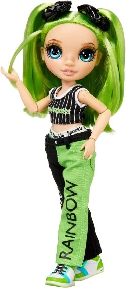 MGA Rainbow High Junior High Fashion Doll - Jade Hunter (Green) 12 MGA Rainbow High Junior High Fashion Doll - Jade Hunter (Green) -Schleich Store mga rainbow high junior high fashion doll jade hunter green 2