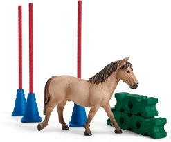 Schleich 42483 Farm World: Pony Slalom -Schleich Store schleich 42483 farm world pony slalom 2